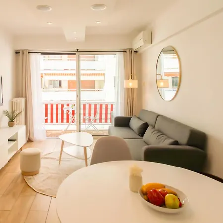 A4 Staywiz Us-2p Au Coeur De Les Pins 5min - Ac Balcon アパート ジュアン・レ・パン