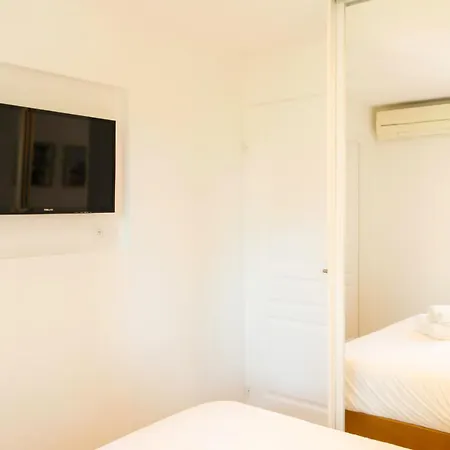 アパート A4 Staywiz Us-2p Au Coeur De Les Pins 5min - Ac Balcon ジュアン・レ・パン