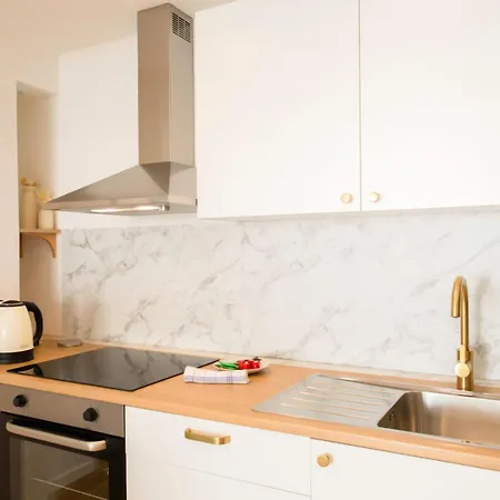 A4 Staywiz Us-2p Au Coeur De Les Pins 5min - Ac Balcon