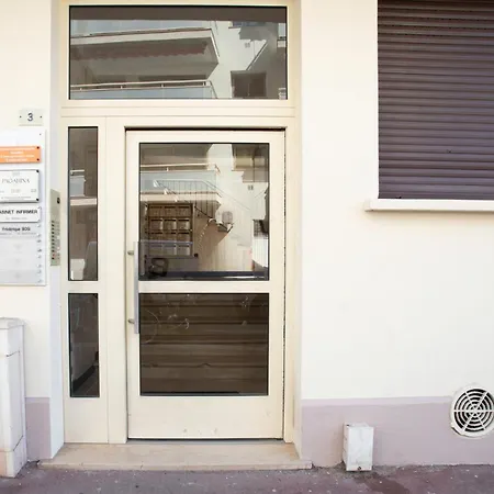A4 Staywiz Us-2p Au Coeur De Les Pins 5min - Ac Balcon アパート *
